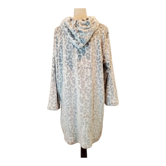 WILDFOX SZ S/M Oversized Snow Leopard Print Fleece Hoodie Loungewear Pajamas - Picture 7 of 11